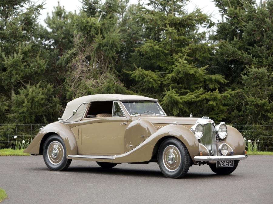  Lagonda V12 Rapide Drophead Coupe 1939 года  (фото 6 из 11)